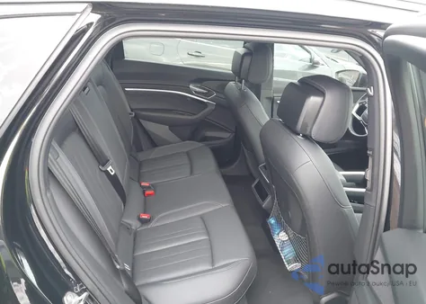 2023 Audi E-Tron Premium Plus Quattro из США, поврежденный, VIN WA1LAAGE2PB023421